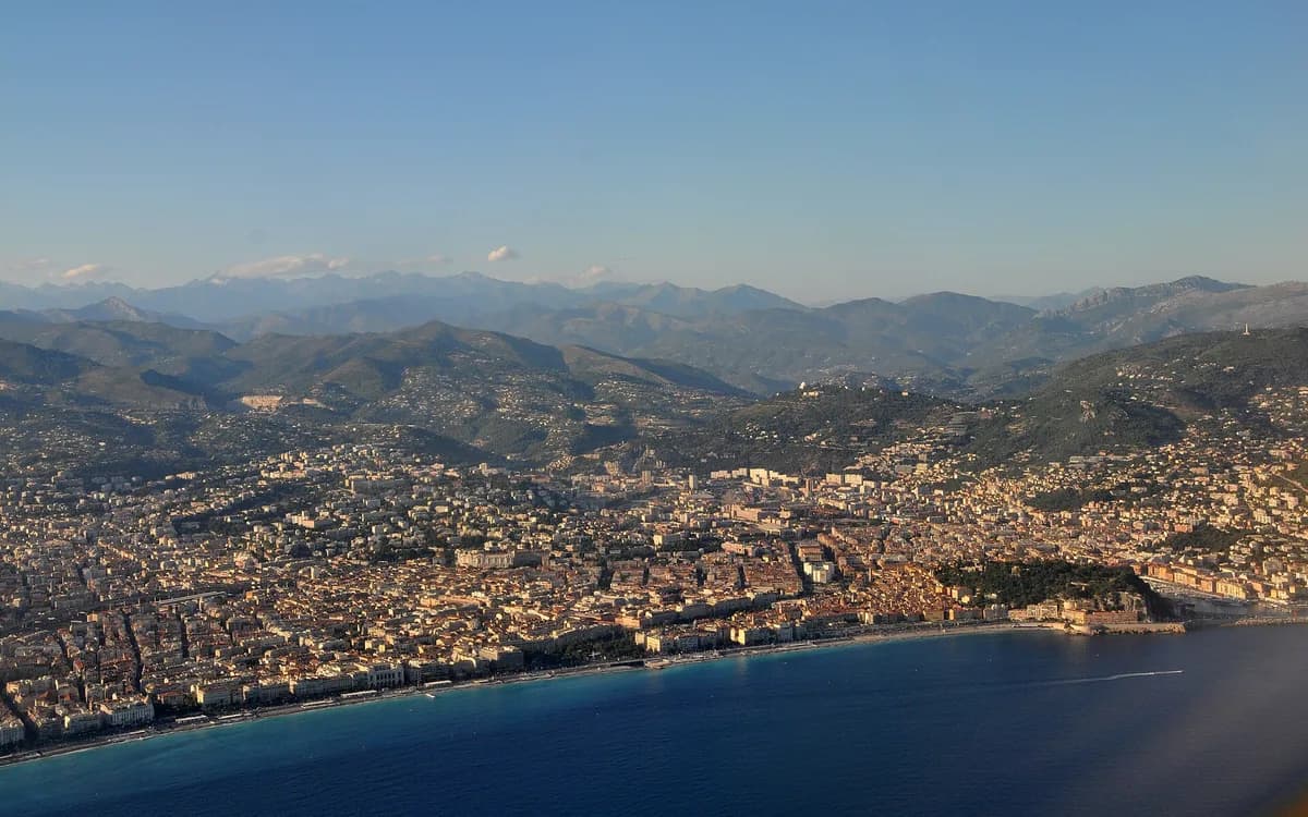 French Riviera luxury chauffeur in Nice, Cannes, Monaco and Saint-Tropez